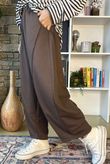Scamp Raw Seam Barrel Pant Chocolate